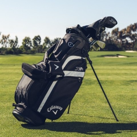 Callaway, zestaw kijów do golfa model XR-26 (12 kijów z torbą typ standbag), irony na staloowych szaftach regular, dla golfisty 