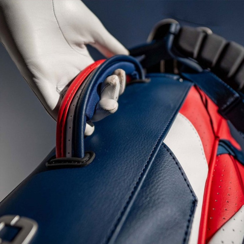 Ogio, torba golfowa Shadow (z nóżkami/standbag) - czerw-biało-czar, model 2025